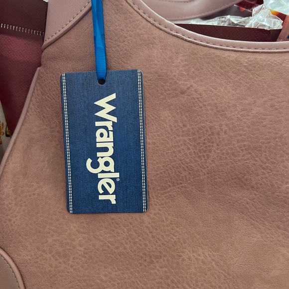 Wrangler Dusty Mauve Hobo Bag - Picture 3 of 13